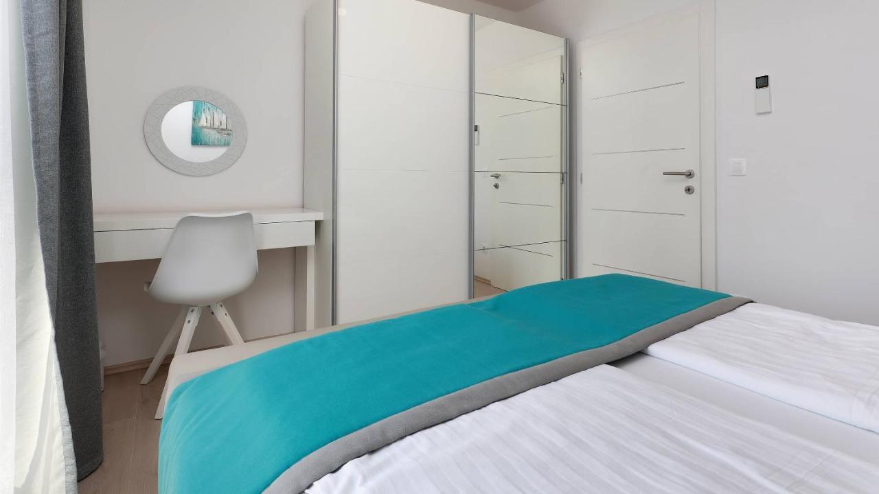 Apartmani "Villa Barbara" Новаля Екстериор снимка